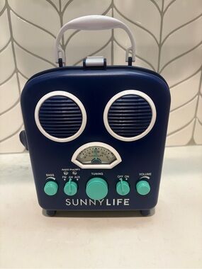 Sunnylife Navy Portable Radio with FM/AM/AUX - Water-Resistant & Sand-Proof
